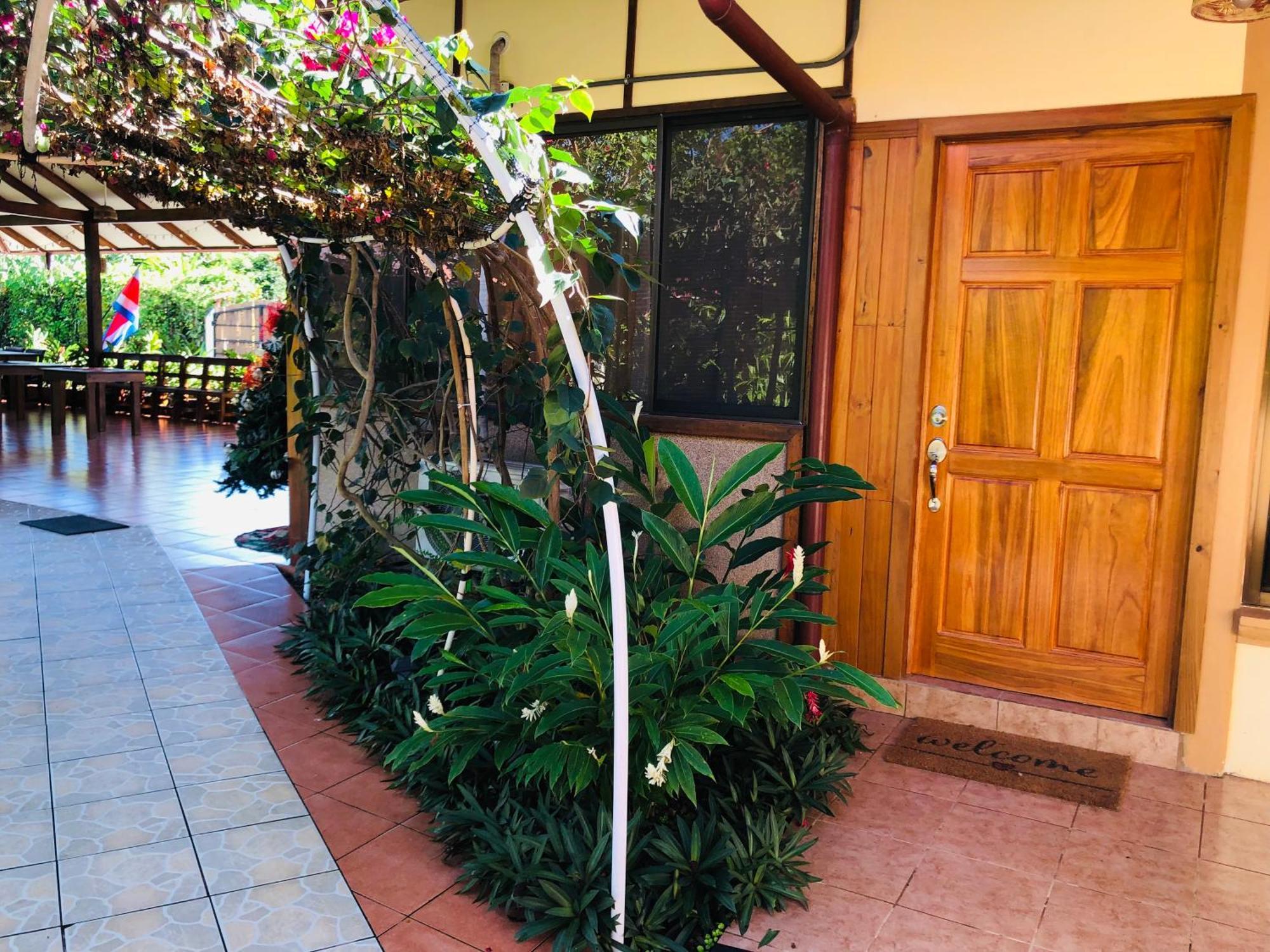 Hotel Cocodrilo Sierpe Exterior photo